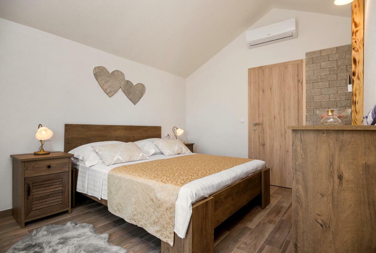 Apartment Cesarica Baška Voda Esterno foto