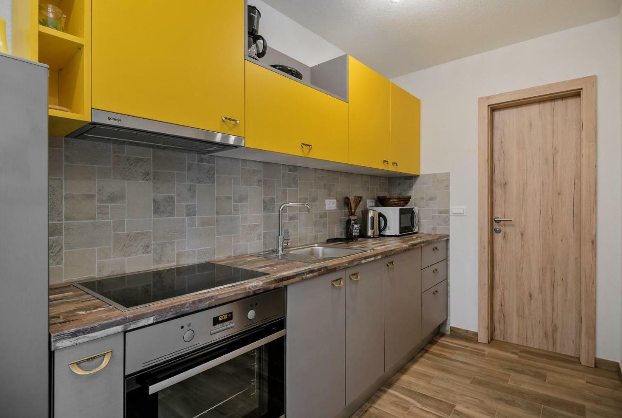 Apartment Cesarica Baška Voda Esterno foto