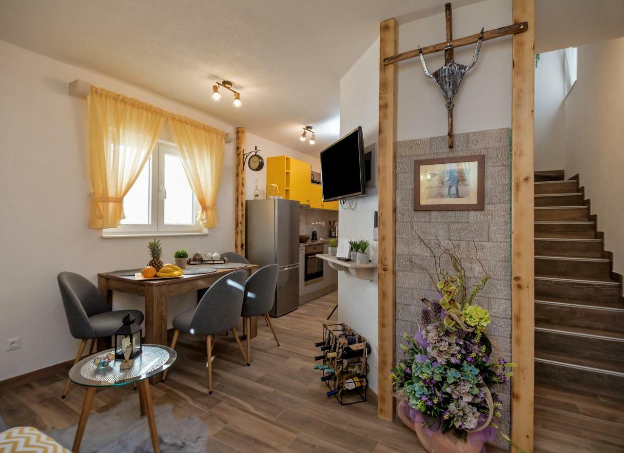 Apartment Cesarica Baška Voda Esterno foto