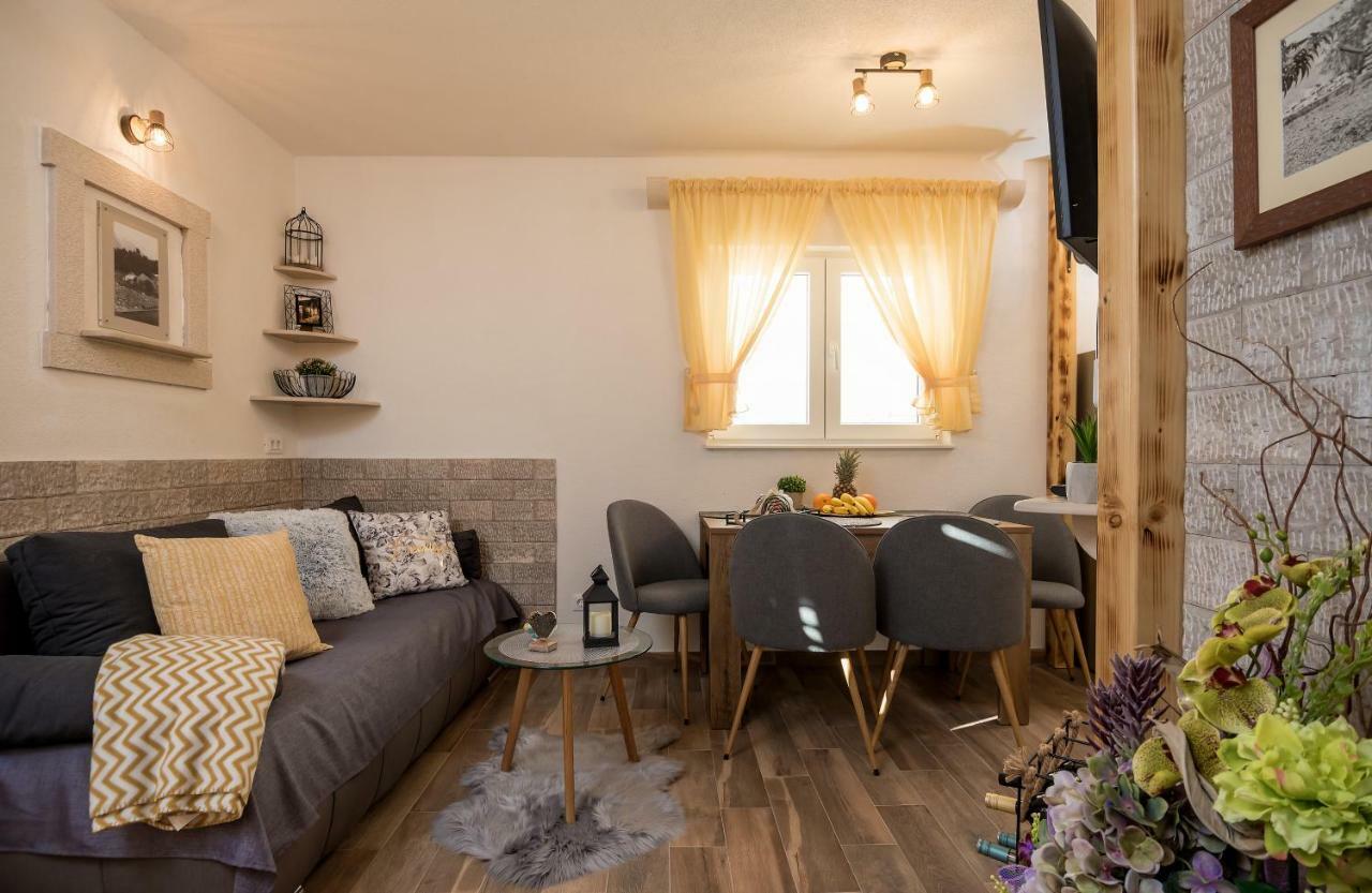 Apartment Cesarica Baška Voda Esterno foto