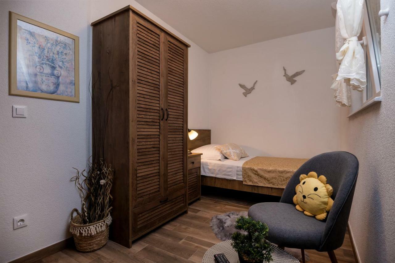 Apartment Cesarica Baška Voda Esterno foto