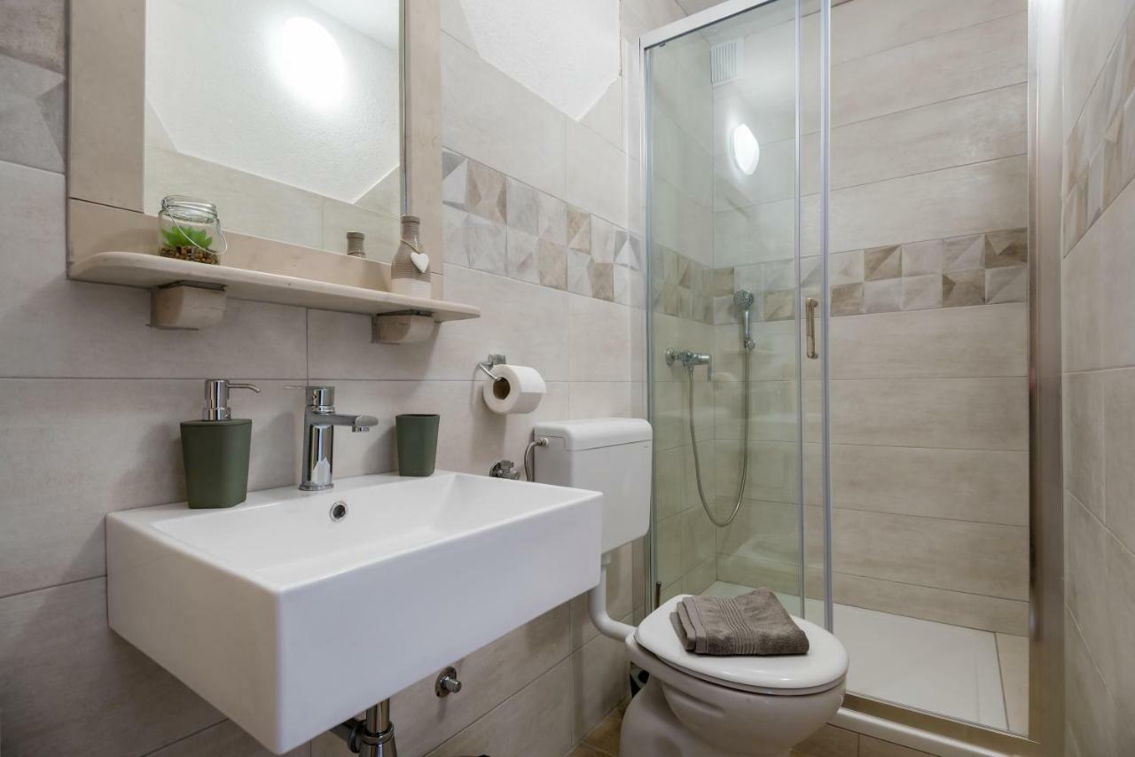 Apartment Cesarica Baška Voda Esterno foto