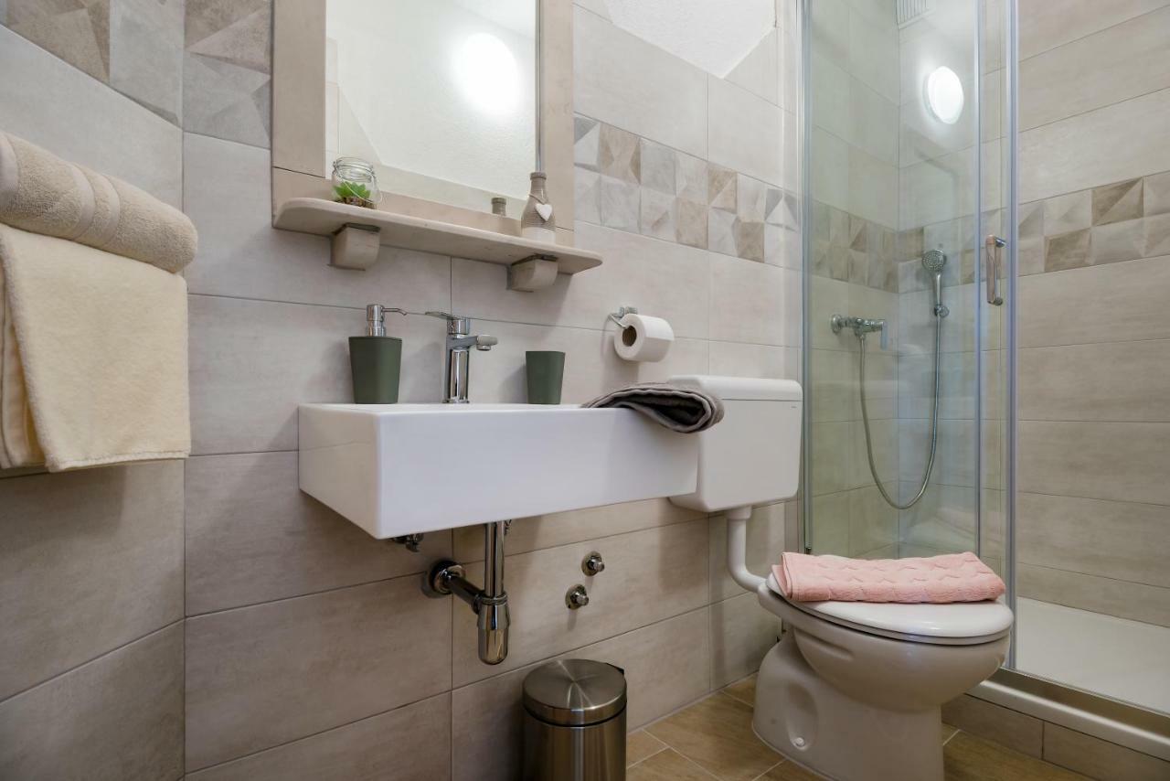 Apartment Cesarica Baška Voda Esterno foto